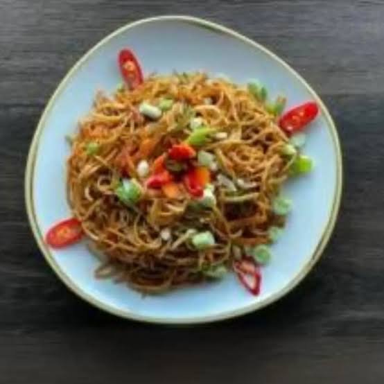 Veg Noodles(Half)