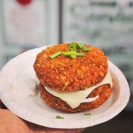 Cheese Kurkure Burger